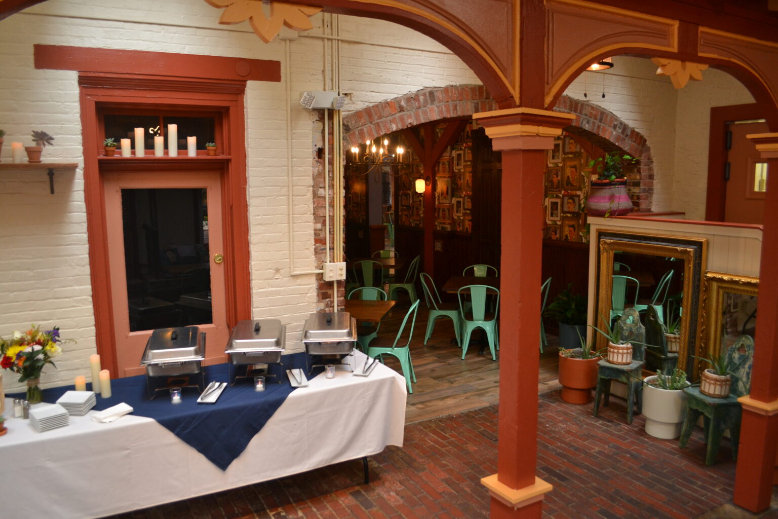 Private Party Bistro on Bridge Restaurant and Craft Beer, Whiskey