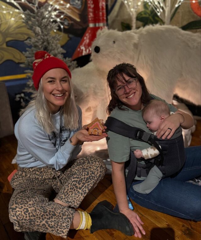 Another successful craft event hosted by the talented duo @perchplants & @studio323pxv while our Minions slay behind the bar with festive cocktails featuring @makersmark & @teremana 🎅🏻🥃 🏠 

#bistroonbridge #craftnight #phoenixville #supportlocal